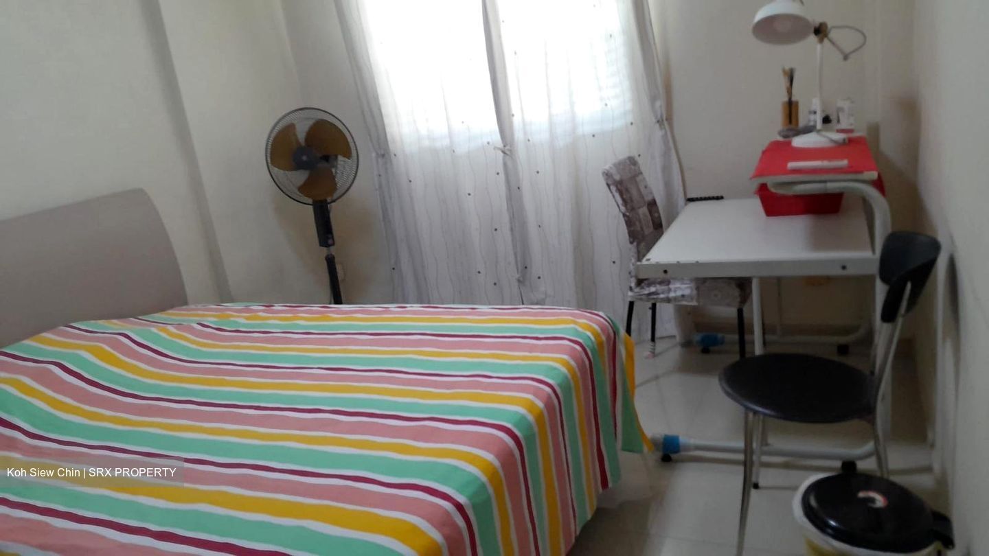 Blk 243 Jurong East Street 24 (Jurong East), HDB 3 Rooms #534159991